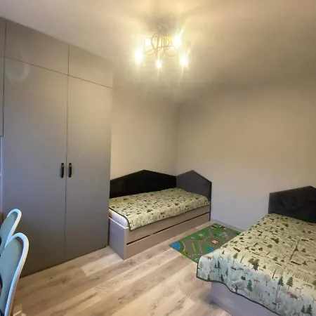 בית נופש Beverly Hills House Pri Potoku By Pinkreal *