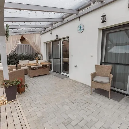 Beverly Hills House Pri Potoku By Pinkreal * Solcany