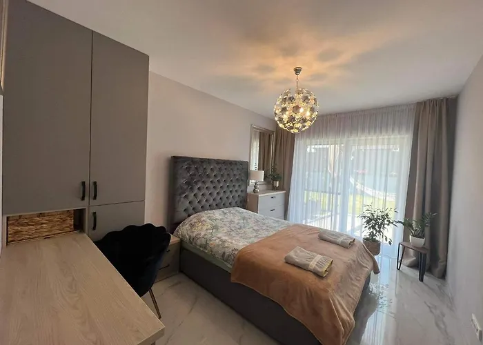 בית נופש Beverly Hills House Pri Potoku By Pinkreal *