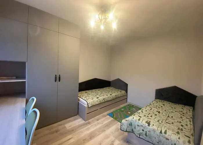 בית נופש Beverly Hills House Pri Potoku By Pinkreal *