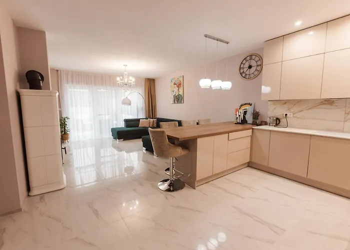 בית נופש Beverly Hills House Pri Potoku By Pinkreal Solcany