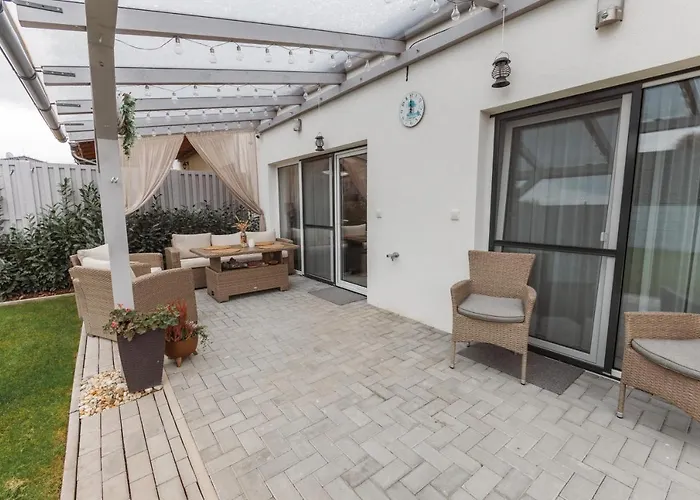 Beverly Hills House Pri Potoku By Pinkreal * Solcany