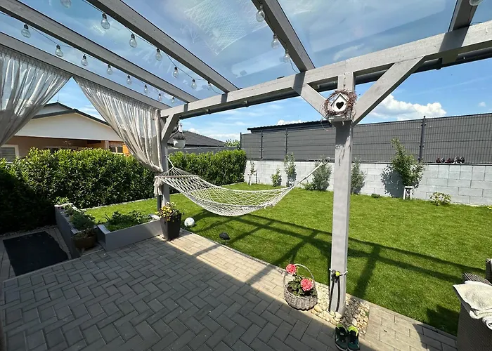 Beverly Hills House Pri Potoku By Pinkreal *